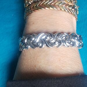 Elegant Silver Bracelet